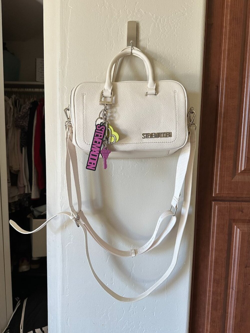 Steve Madden BCHIPP Satchel Crossbody Bag Cream Pebbled Faux Leather Silver Hard